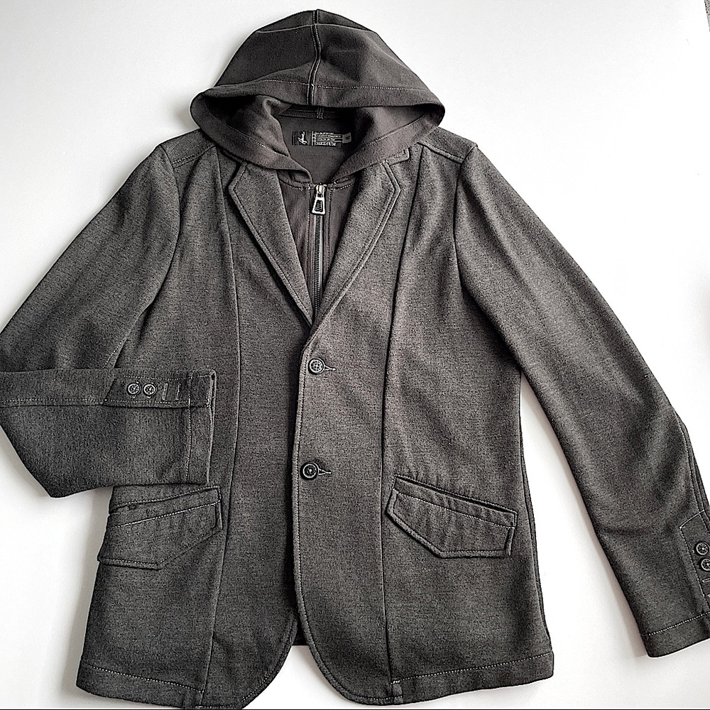 Knit jacket w/hoodie EUC